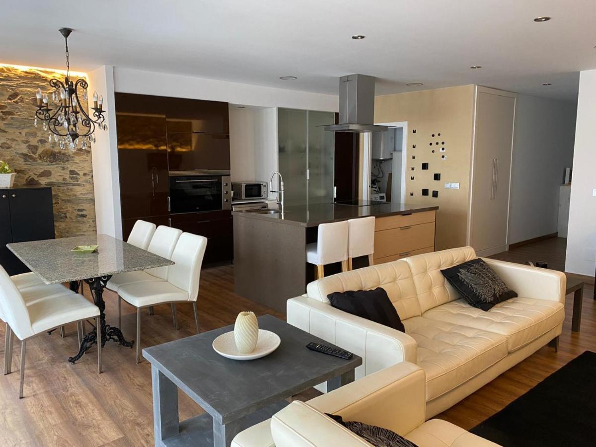 Apartmán Apartamento Centrico Y Moderno Ferrol Exteriér fotografie